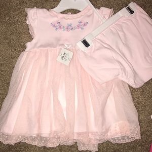 NWT size 6 month Dress and Bloomer Set.